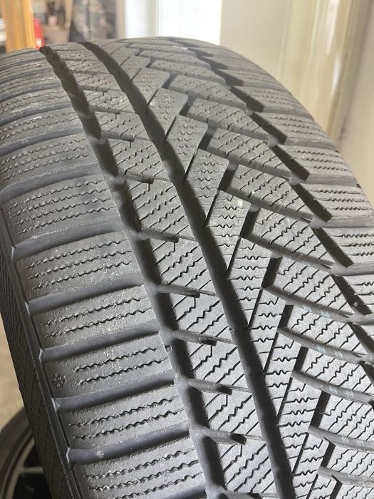 зимові шини 245/40 R18 Continental WinterContact TS850p