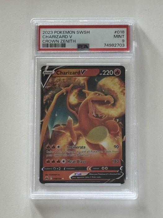 Karta pokemon Charizard PSA9