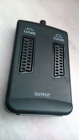 Comutador manual de entradas SCART