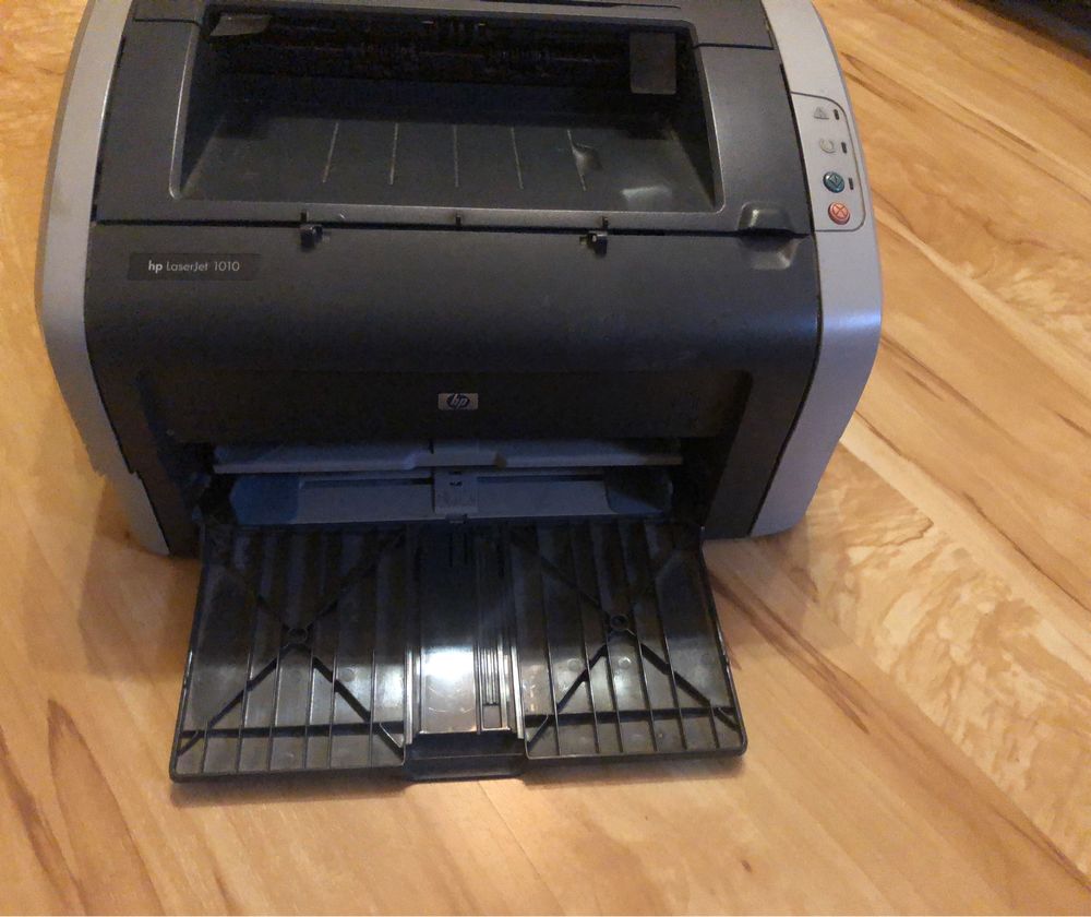 Принтер лазерный HP1010