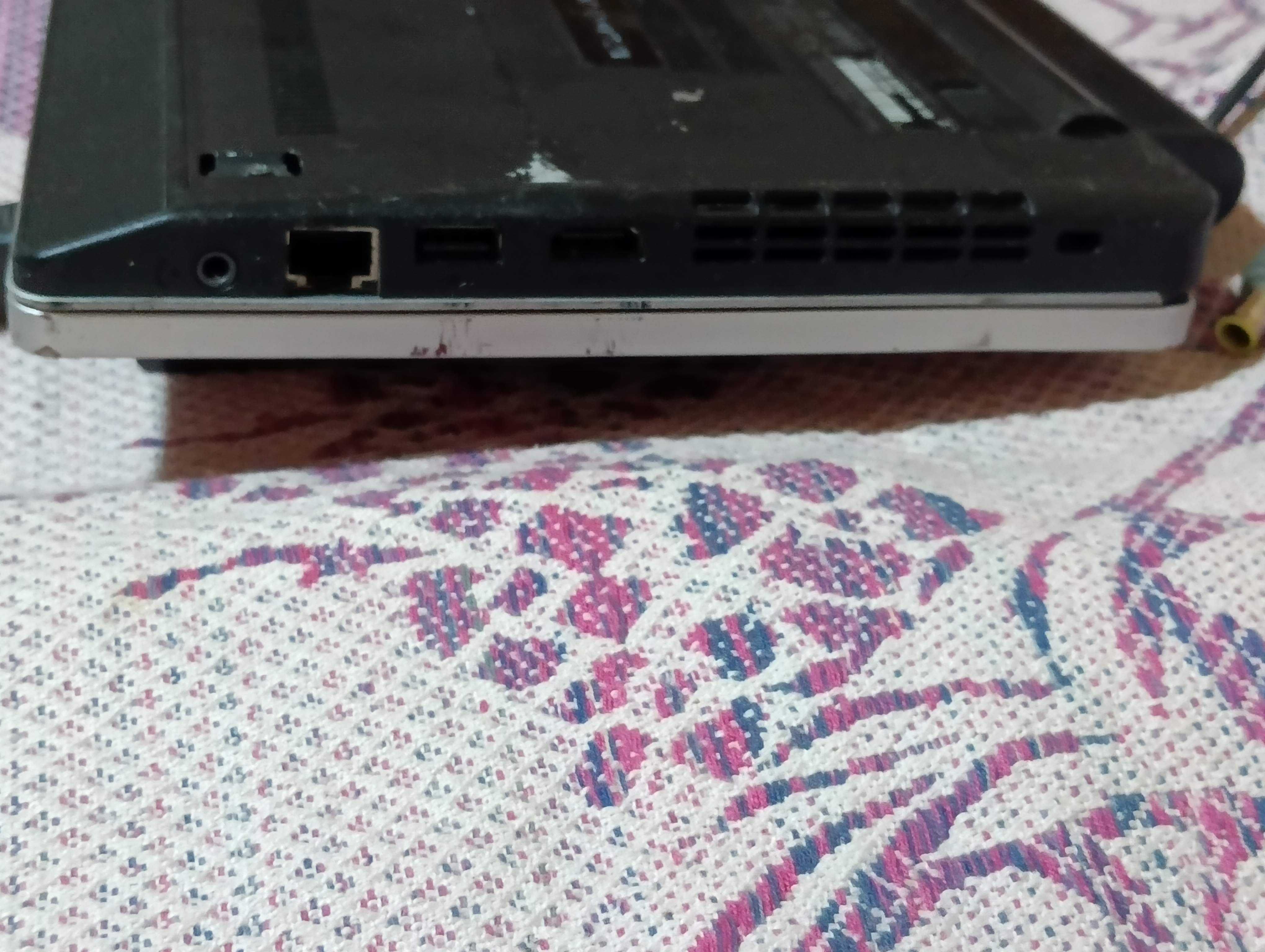 Ноутбук нетбук Lenovo Thinkpad Edge 11 TYPE 2545-24G
