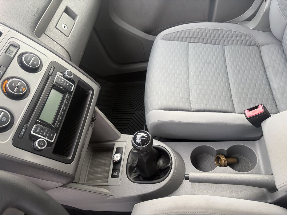 Вольцваген  туран газ  бензин 2010рік