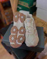 Кросівки New Balance 9060 Арт. GC9060AA Оригінал(37-40)