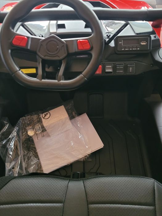 Дитячий електромобіль багі