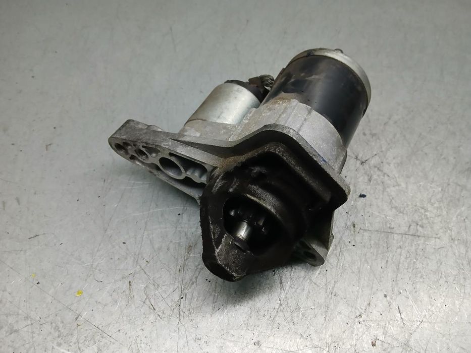 Motor de arranque NISSAN Juke (F15)