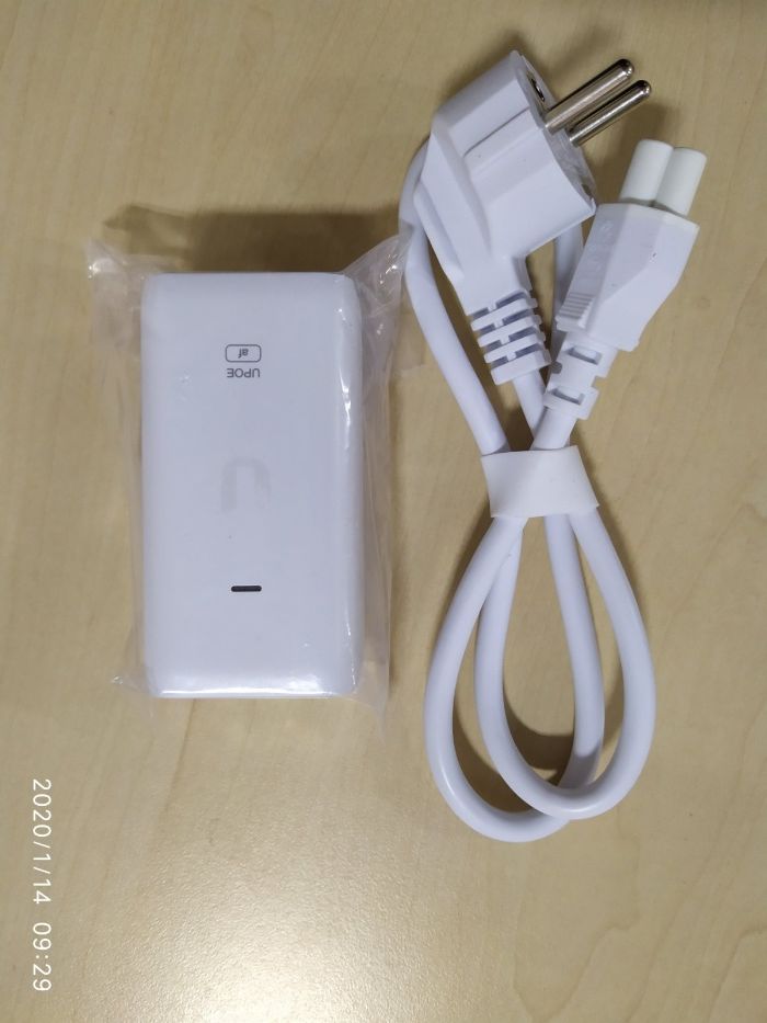 Продам Новый гигабитный PoE Блок Питания Ubiquiti U-PoE-AF 48V 0,32A