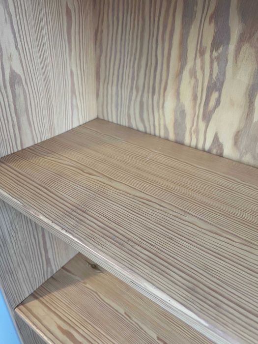 Regał drewniany - półki i szuflada