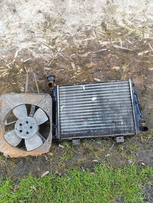 Радіатор ваз 2104