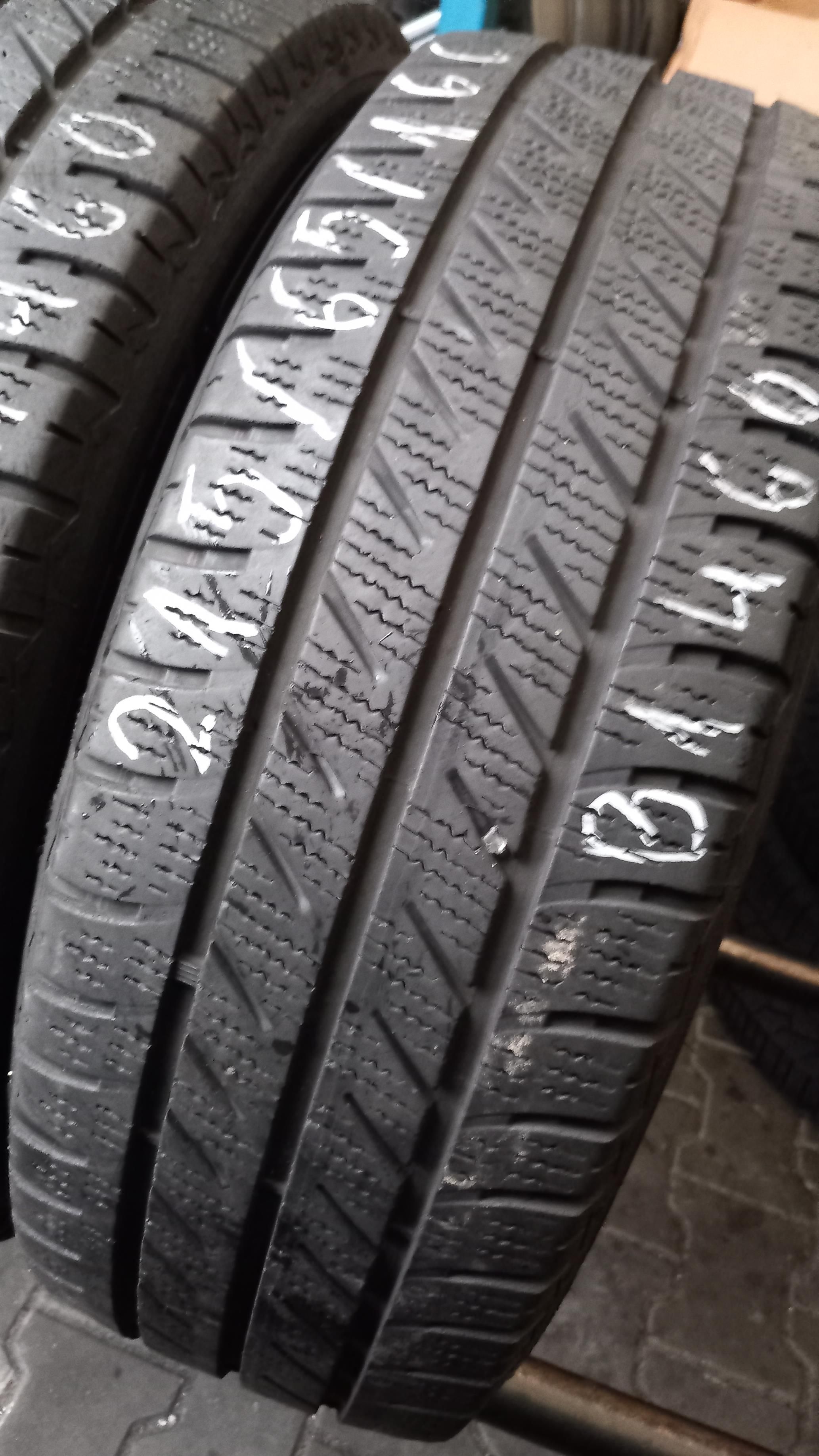215/65/16C Goodyear Vector 4 Seasons Cargo 109/107T