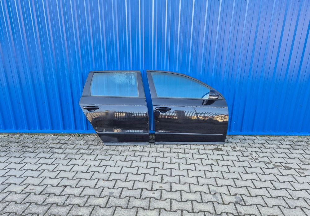 DRZWI TYŁ PRAWY KOMBI VW PASSAT B6 LC9X CZARNE