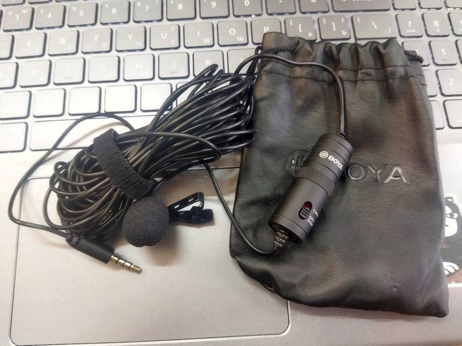 Петличний мікрофон BOYA BY-M1 — універсальний звук.