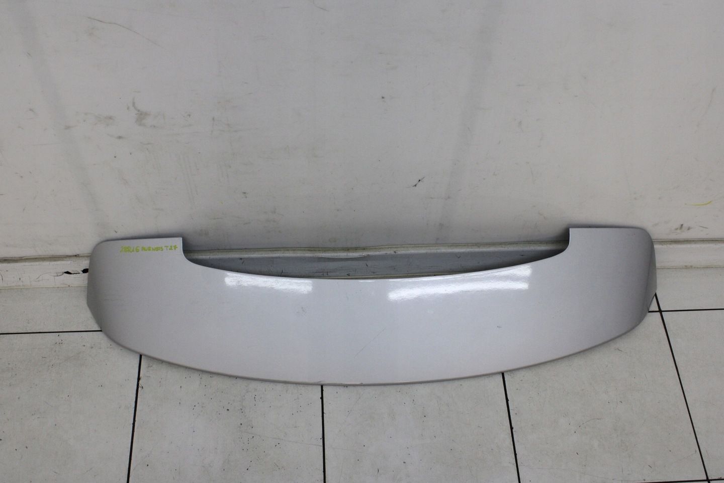 TOYOTA AVENSIS T27 KOMBI SPOILER SPOJLER LOTKA BAGAŻNIKA 1F7
