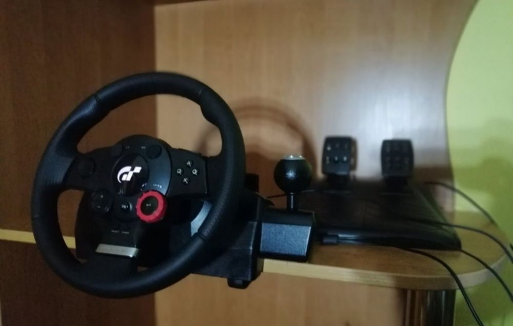 Ігровий руль logitech driving force gt