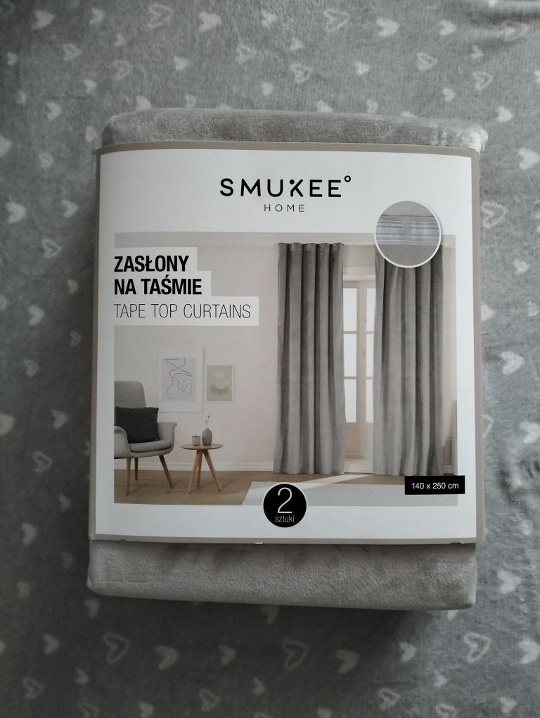 Nowe zasłony aksamitne Smukee na taśmie komplet 2 zasłon velvet welwet