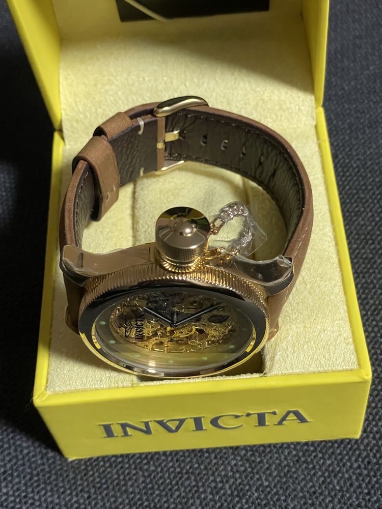 Invicta Tritnite