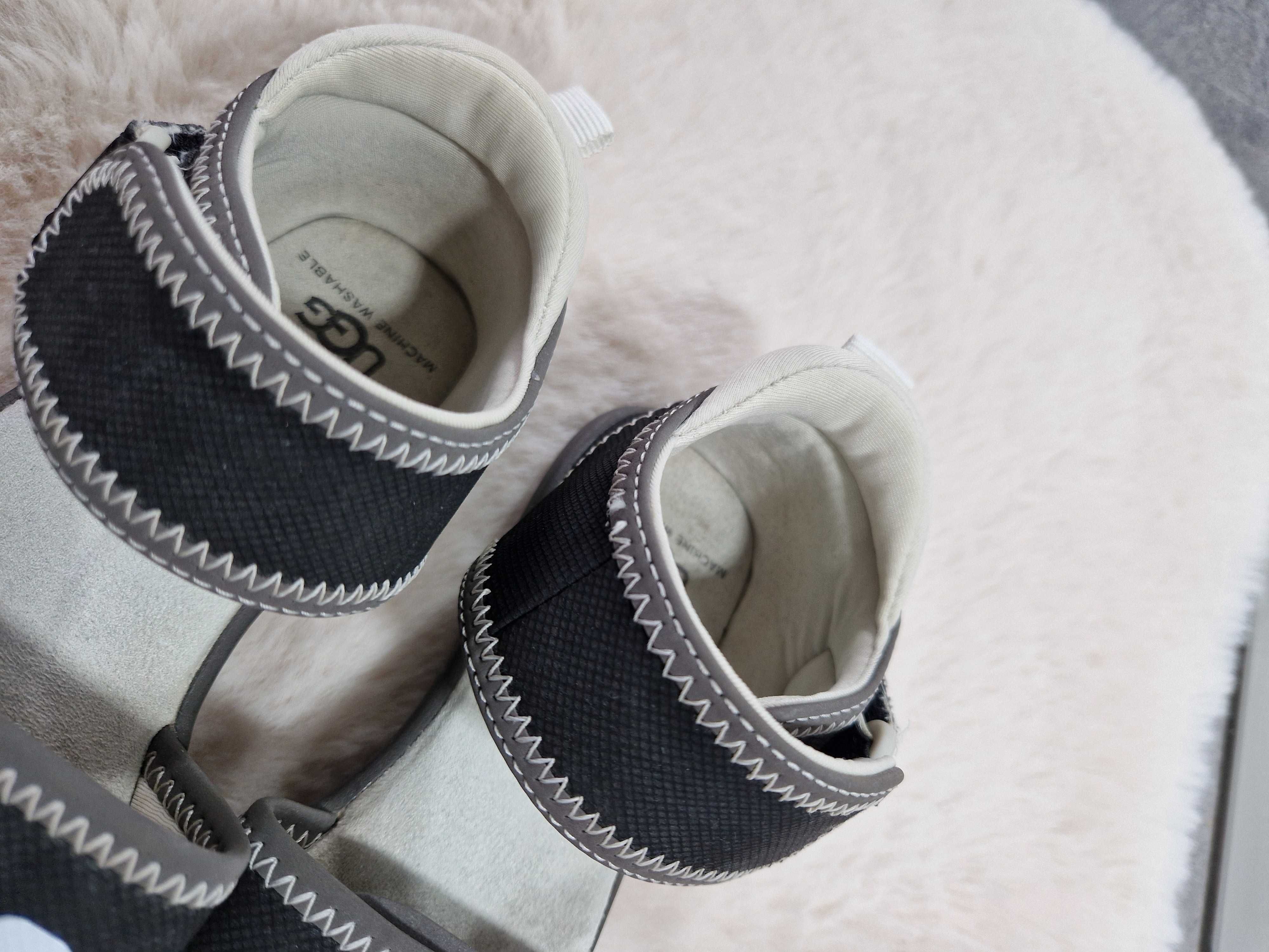 Sandały dla chłopca UGG