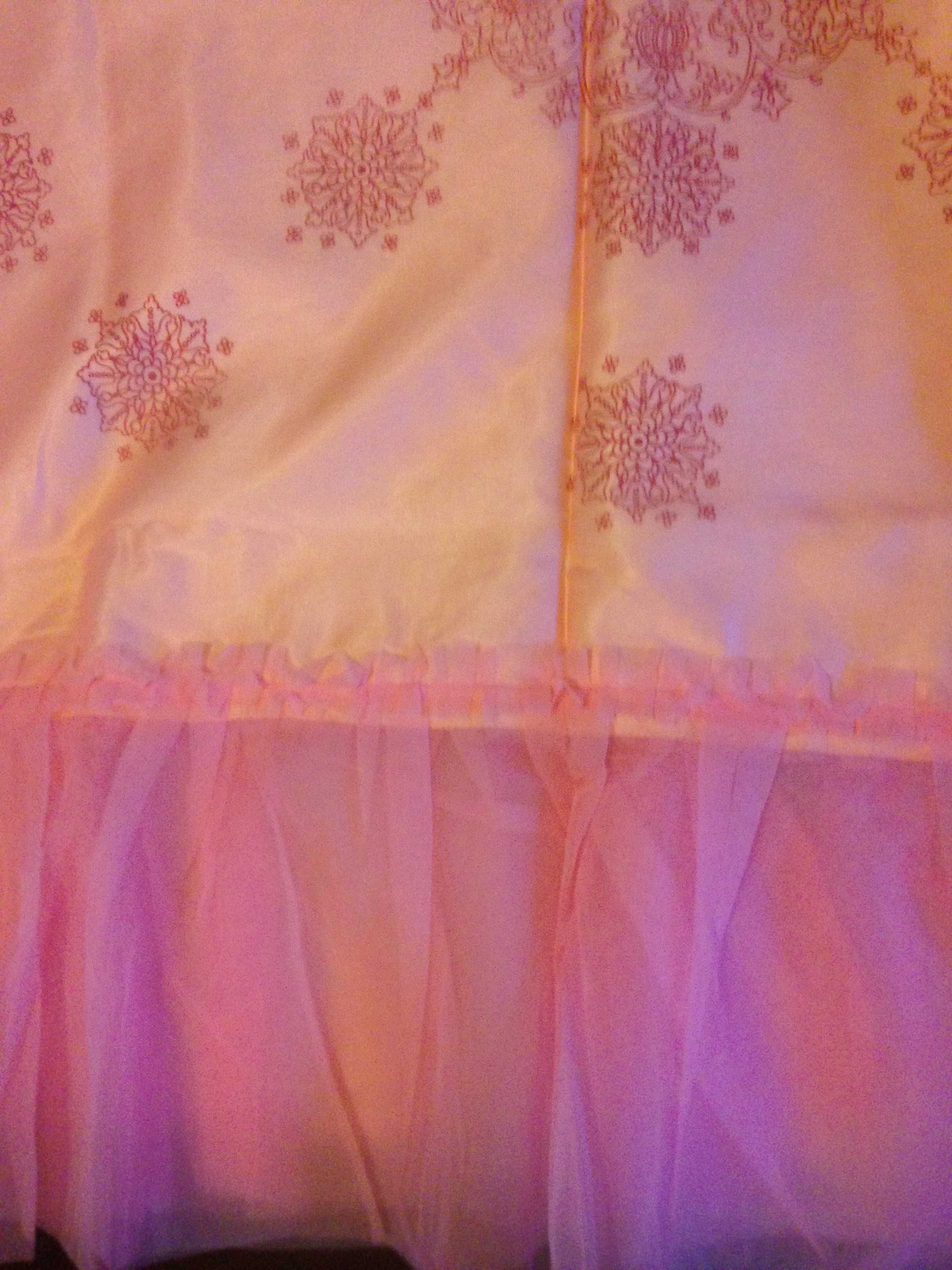 Детское покрывало и накидка на детскую подушку розового цвета. Новое.