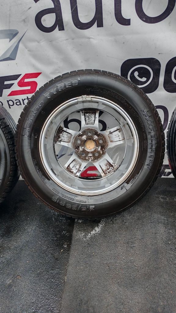 Колесо зборі 215/65 r16 j6.5 et-40 5х114.3 резина nokian в подарунок