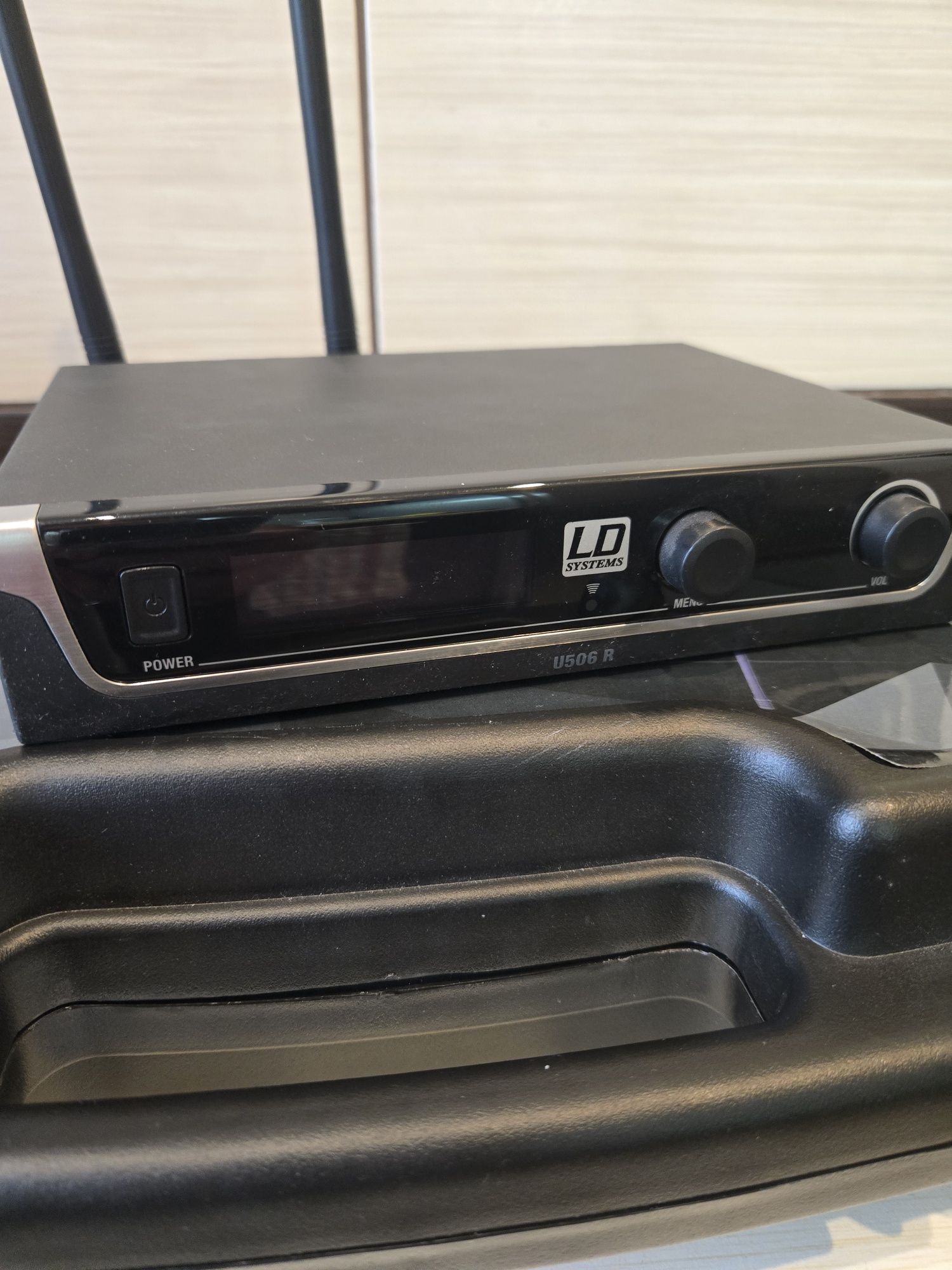 Mikrofon nagłowny LD Systems U 500 zestaw