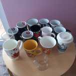 13 Canecas + 2 Copos diversos