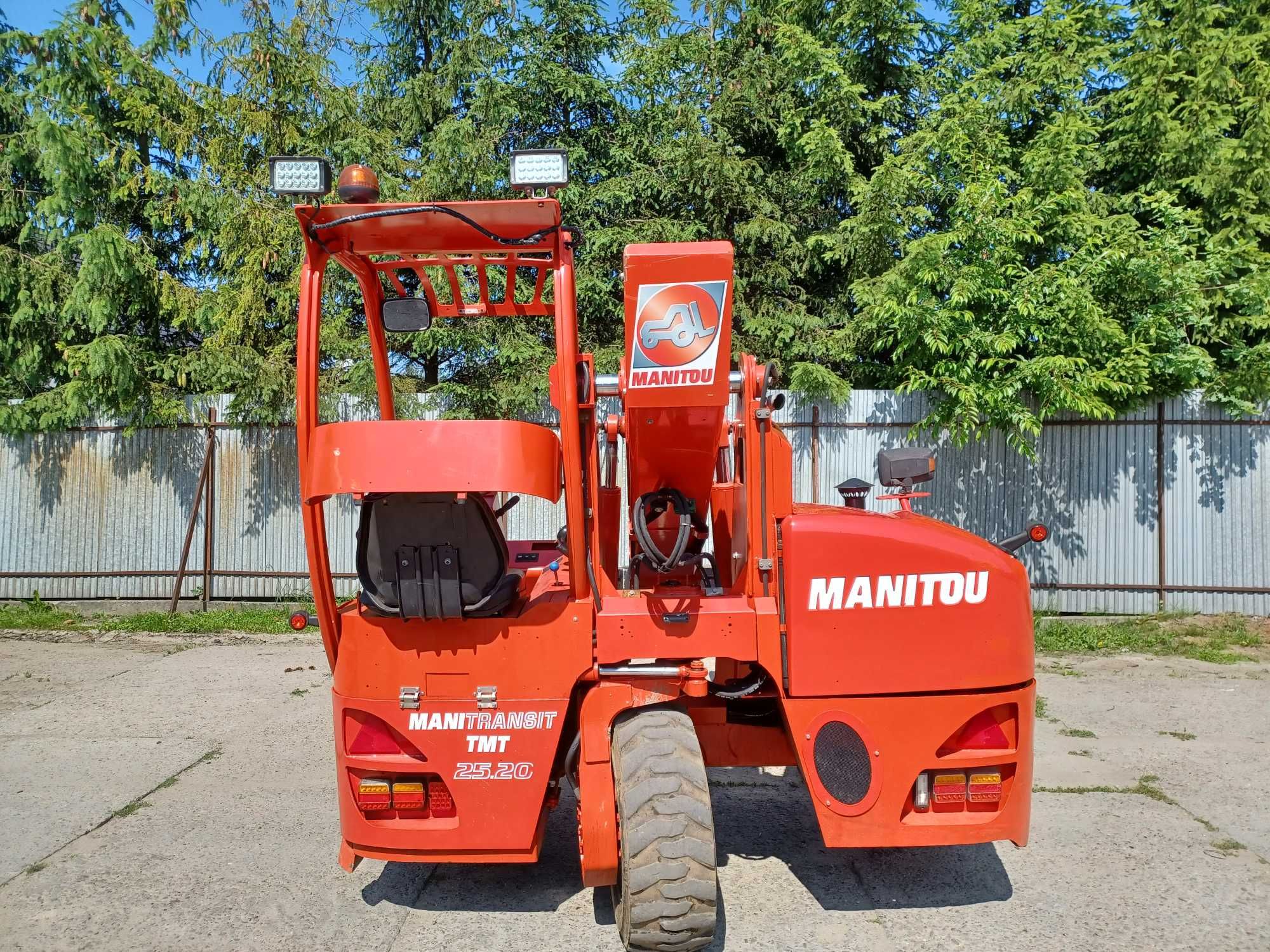 Wózek  widłowy podwieszany  MANITOU