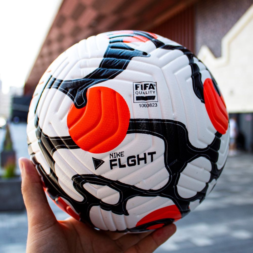 Футбольний м'яч Nike Flight Premier League