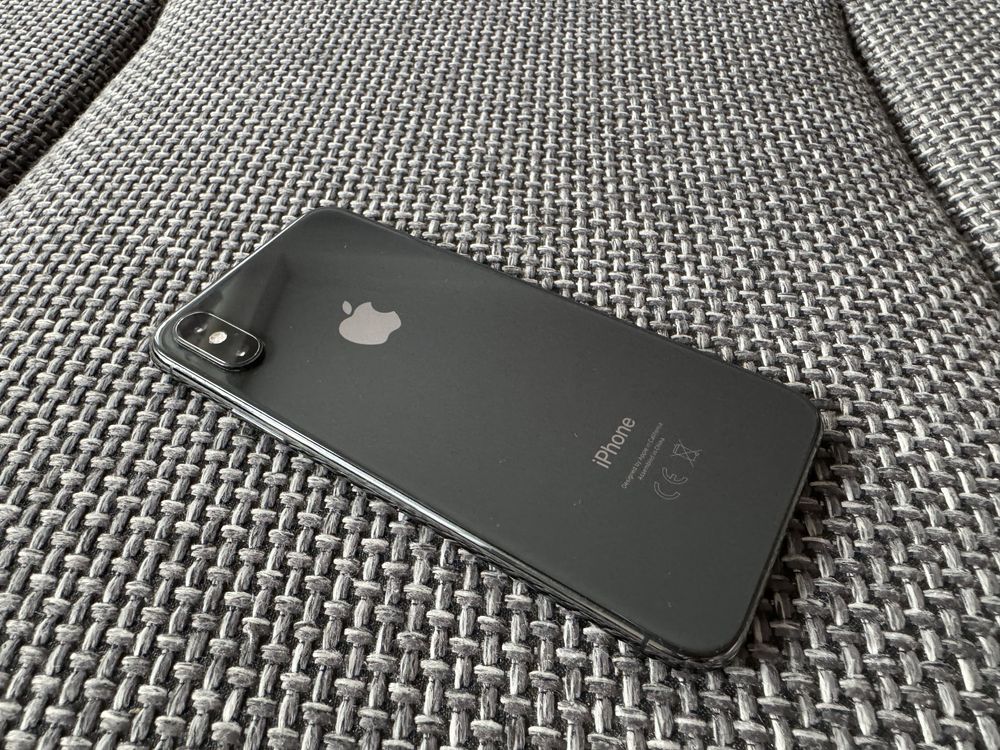 IPhone XS 64gb Space Grey 84% baterii