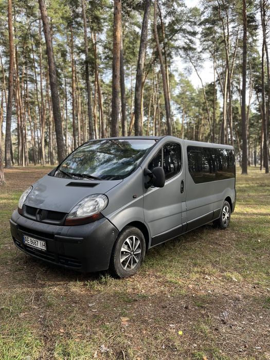 Авто Рено Trafic max база бус обслужений