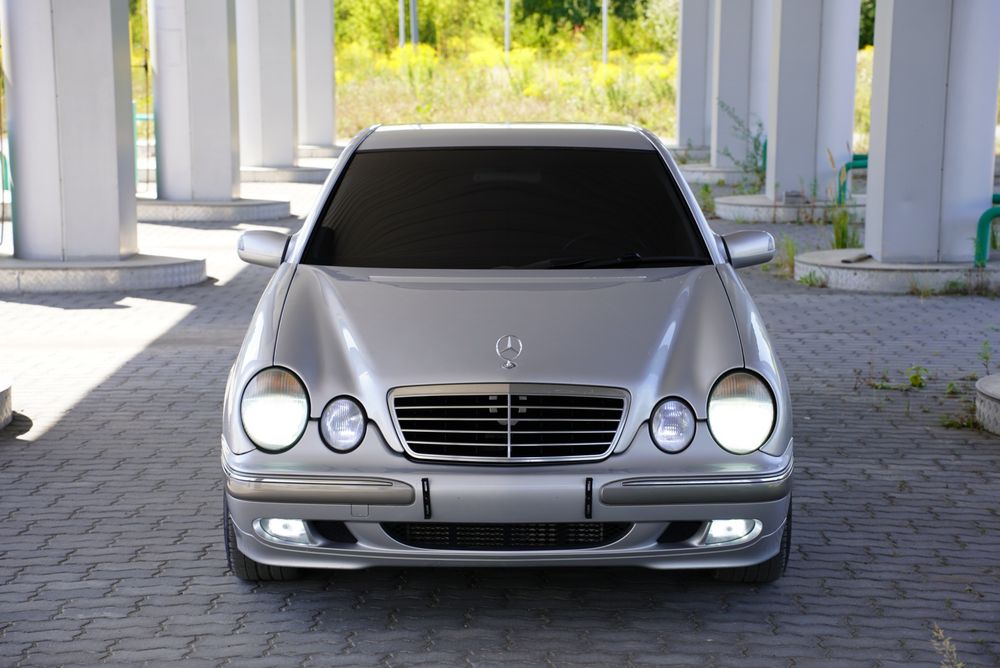 Mercede-Benz E-class W210 2.7CDI Очкарік