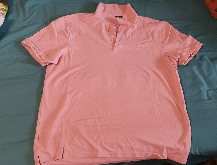 Поло б/у нежно розового цвета