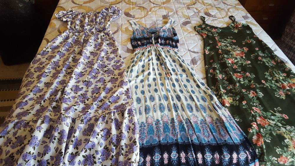 Conjunto de vestidos tamanho S e saia top