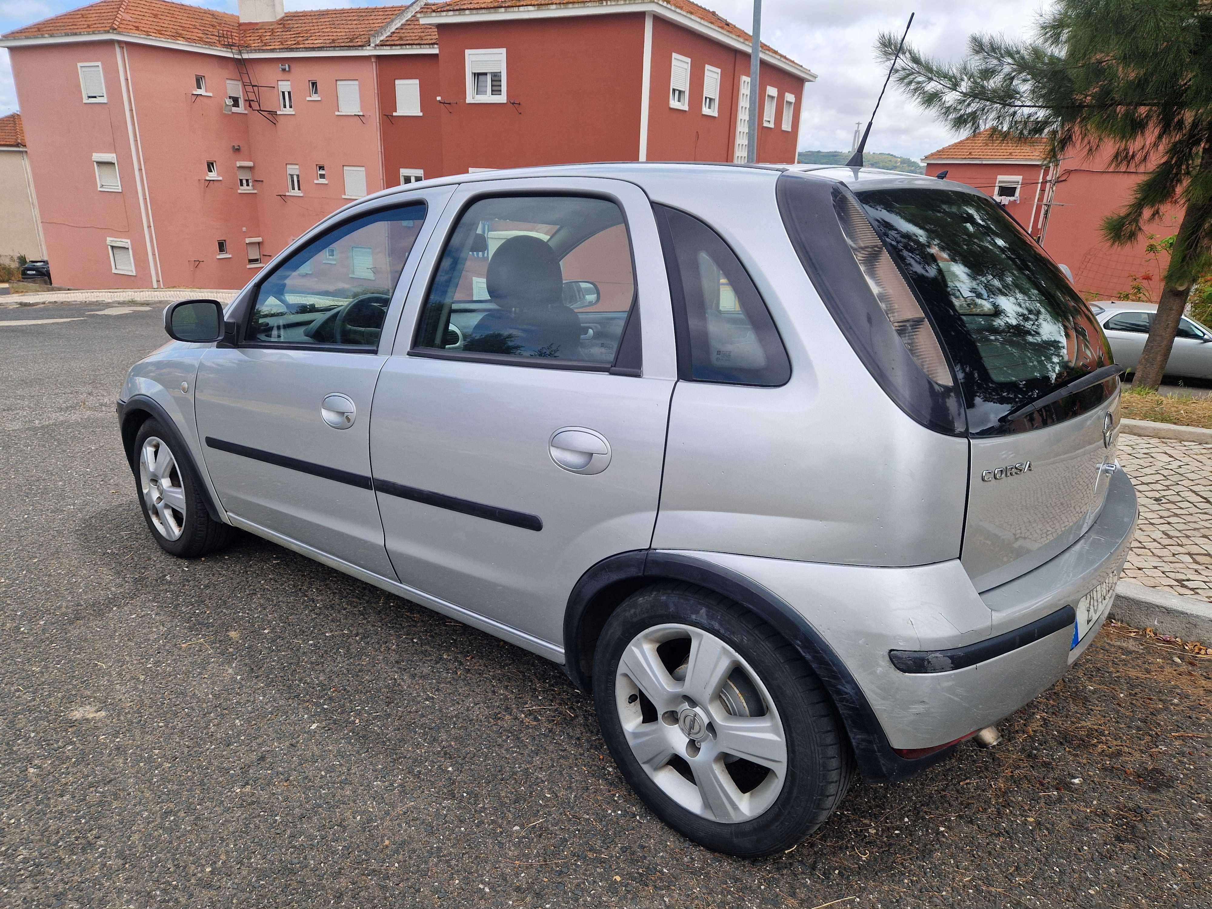 Opel Corsa 1.3 CDTI - 2005 | 160.000 km | Diesel | Econômico e Fiável