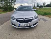Opel insignia kombi lift 2.0d . Manual 6 biegow . El klapa xenon .