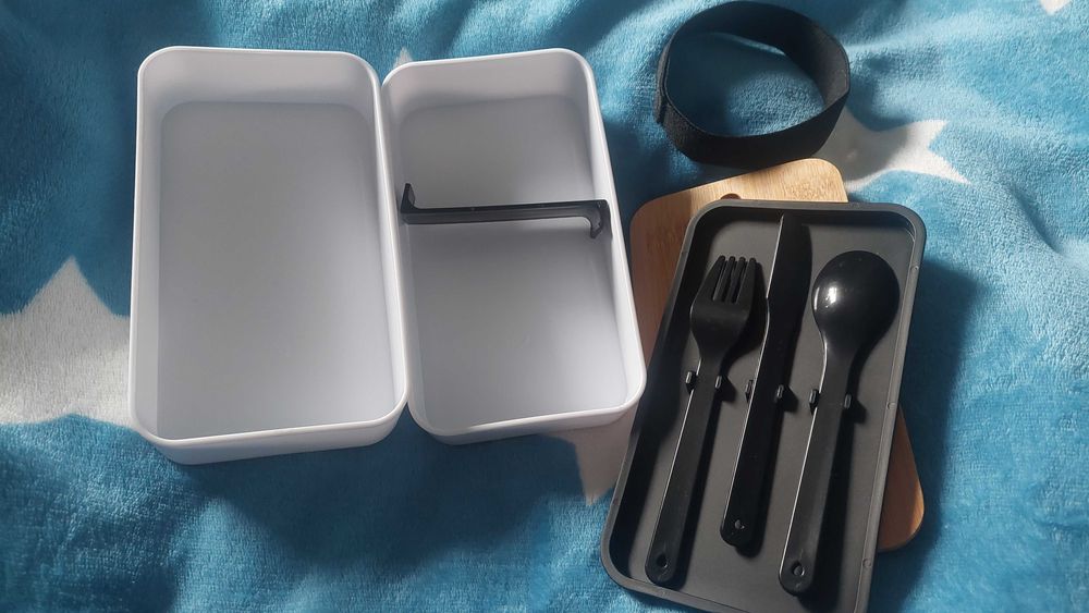 Śniadaniowe pudełko do  pracy lub szkoły