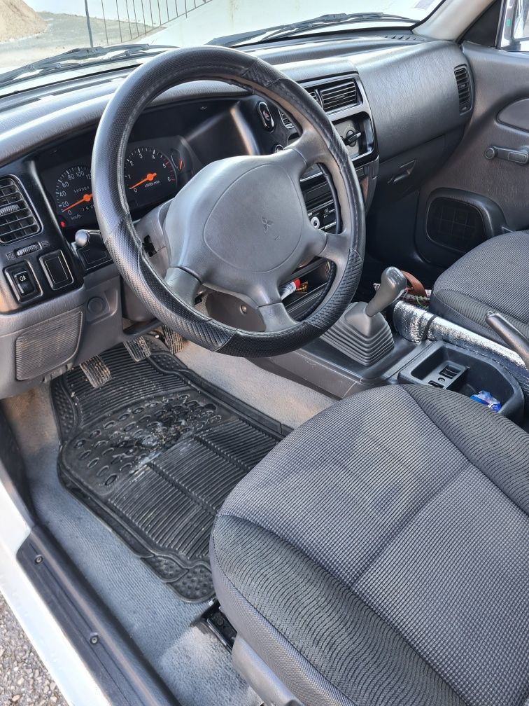 Mitsubishi  L200 turbo