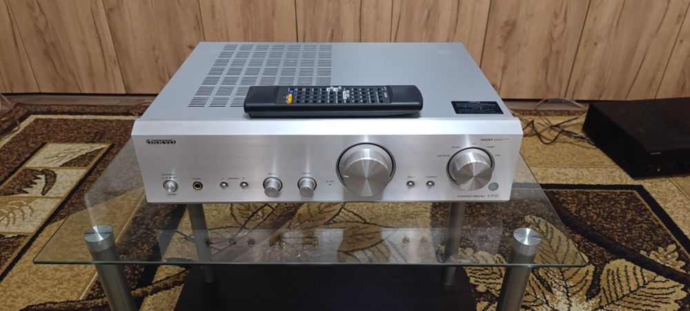Wzmacniacz Onkyo A-9155 czarny lub srebrny