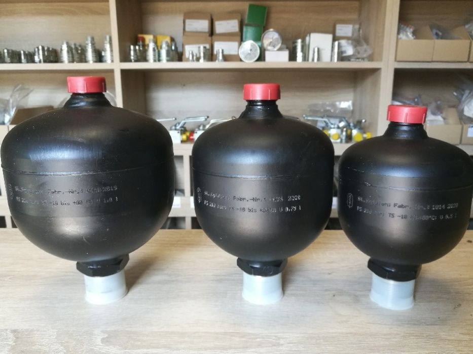 Akumulator hydrauliczny 0,5 ; 0,75 ; 1,0 / 210bar hydroakumulator