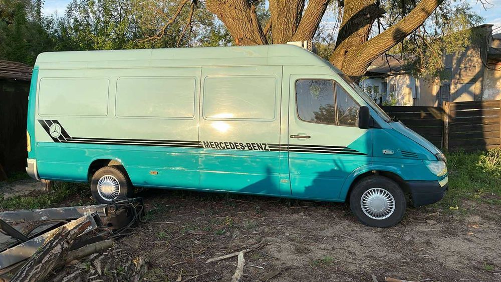 Mercedes-Benz Sprinter