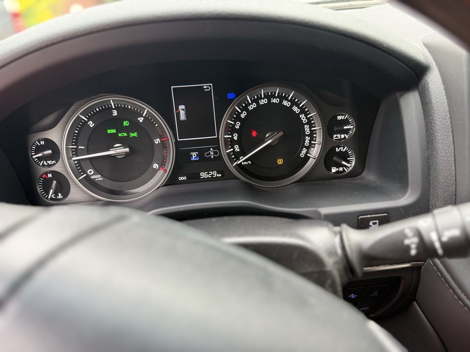 Продається LAND CRUISER 200 2020 року