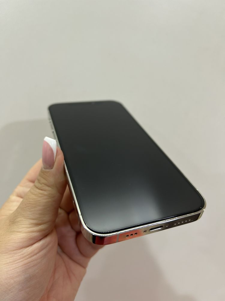 iPhone 12 Pro на 256 gb