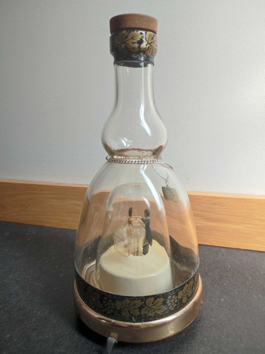 Garrafa musical vintage Antiguidade