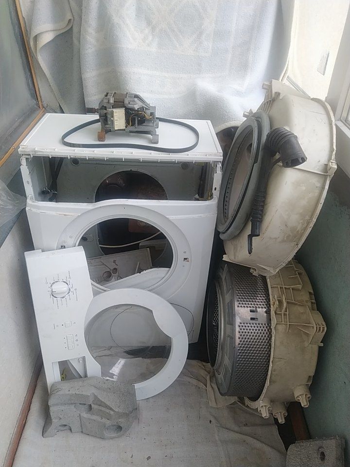 Электро двигатель на стиральную машинку zanussi zws 181