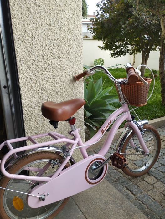 Bicicleta de menina vintage