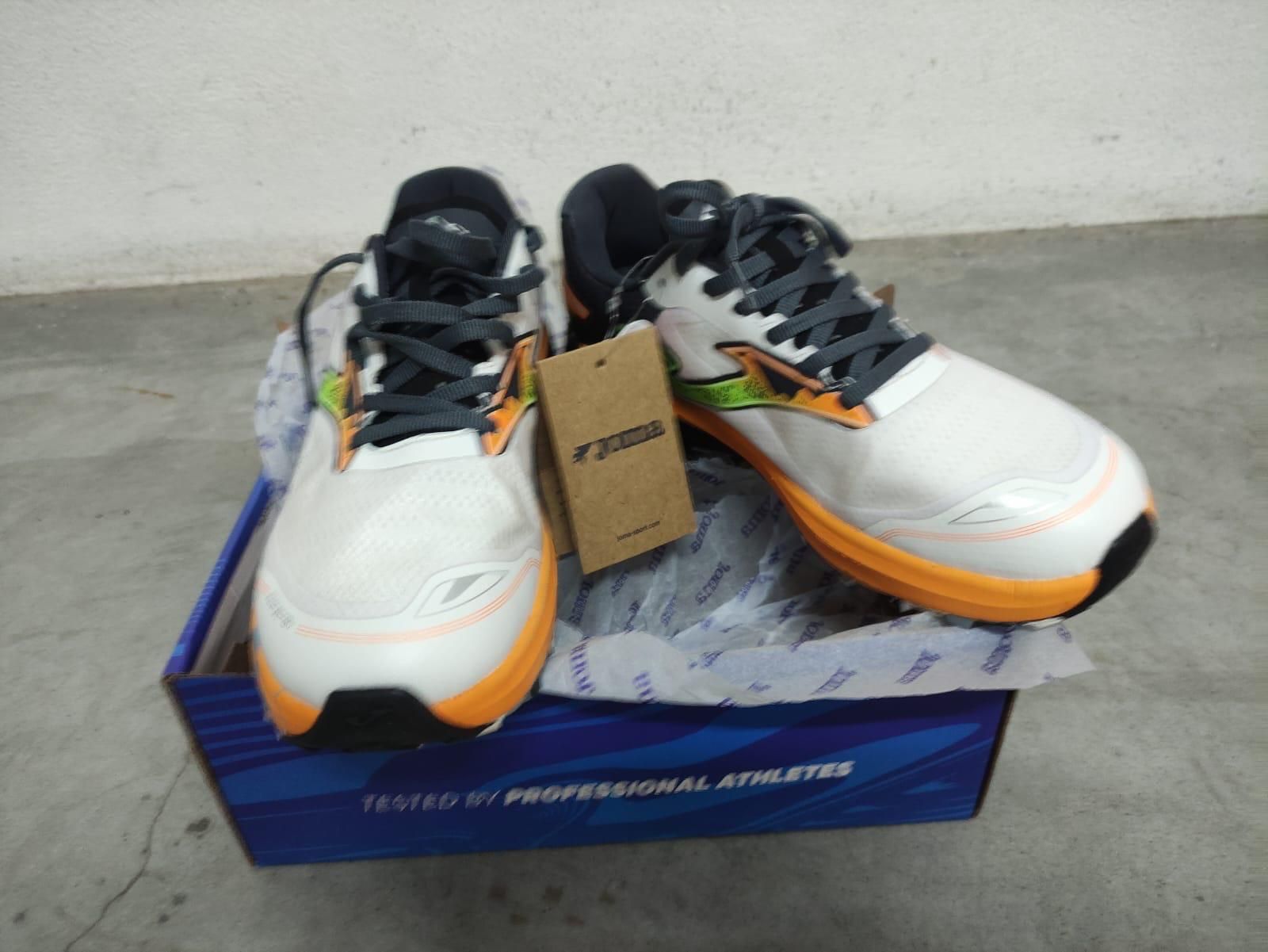 Tênis Joma TR-7000
