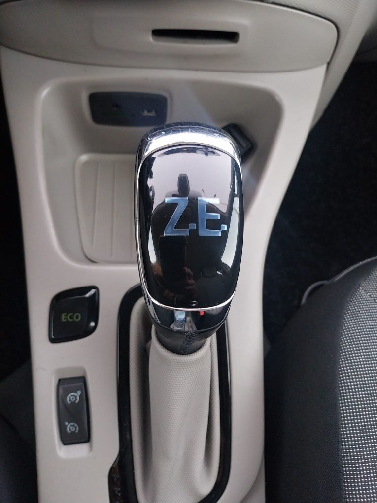 Renault Zoe c/Baterias próprias 22 Kwh