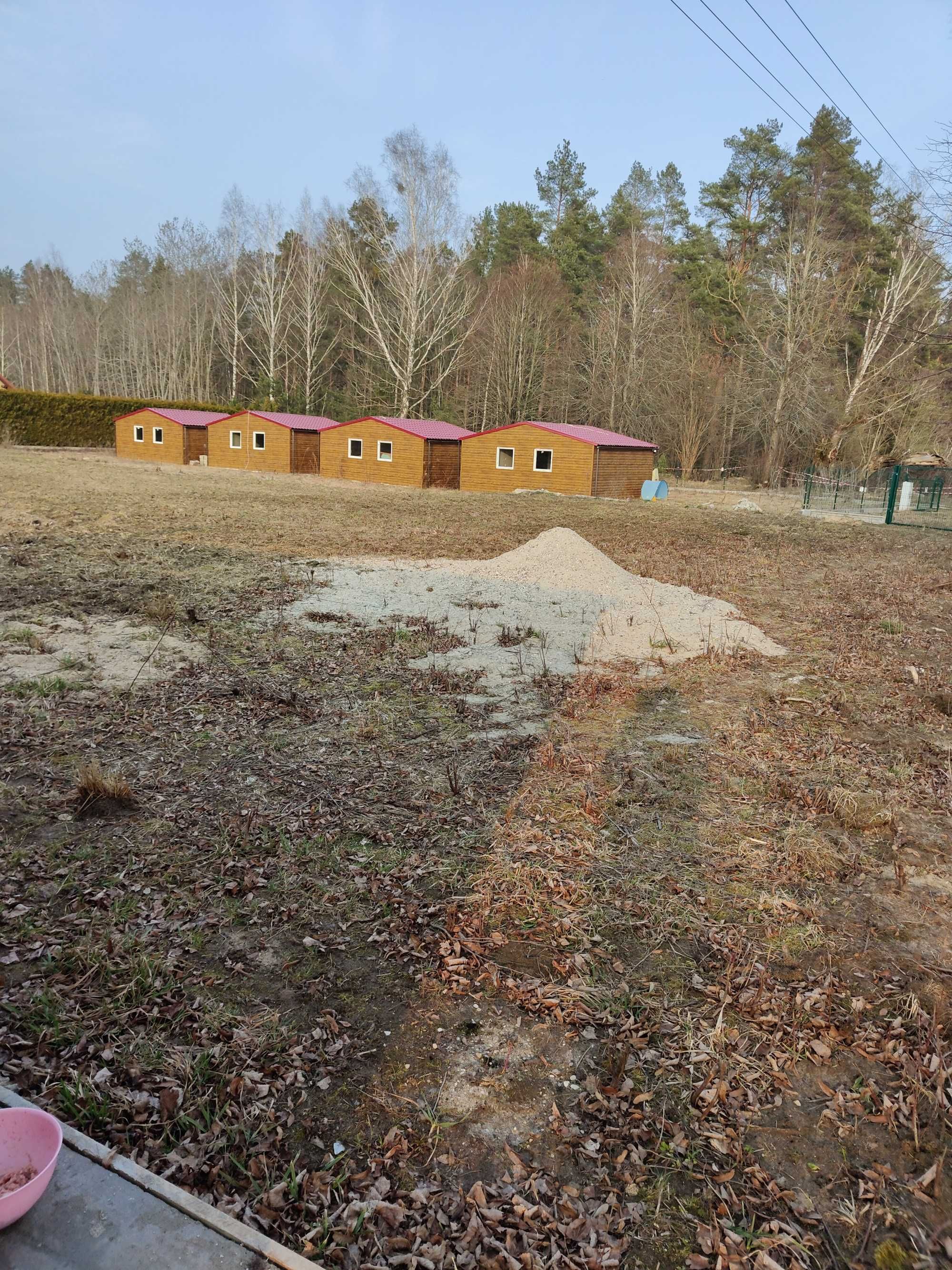 DZIAŁKA NAD JEZIOREM i budowlana z rozpoczętą inwestycja