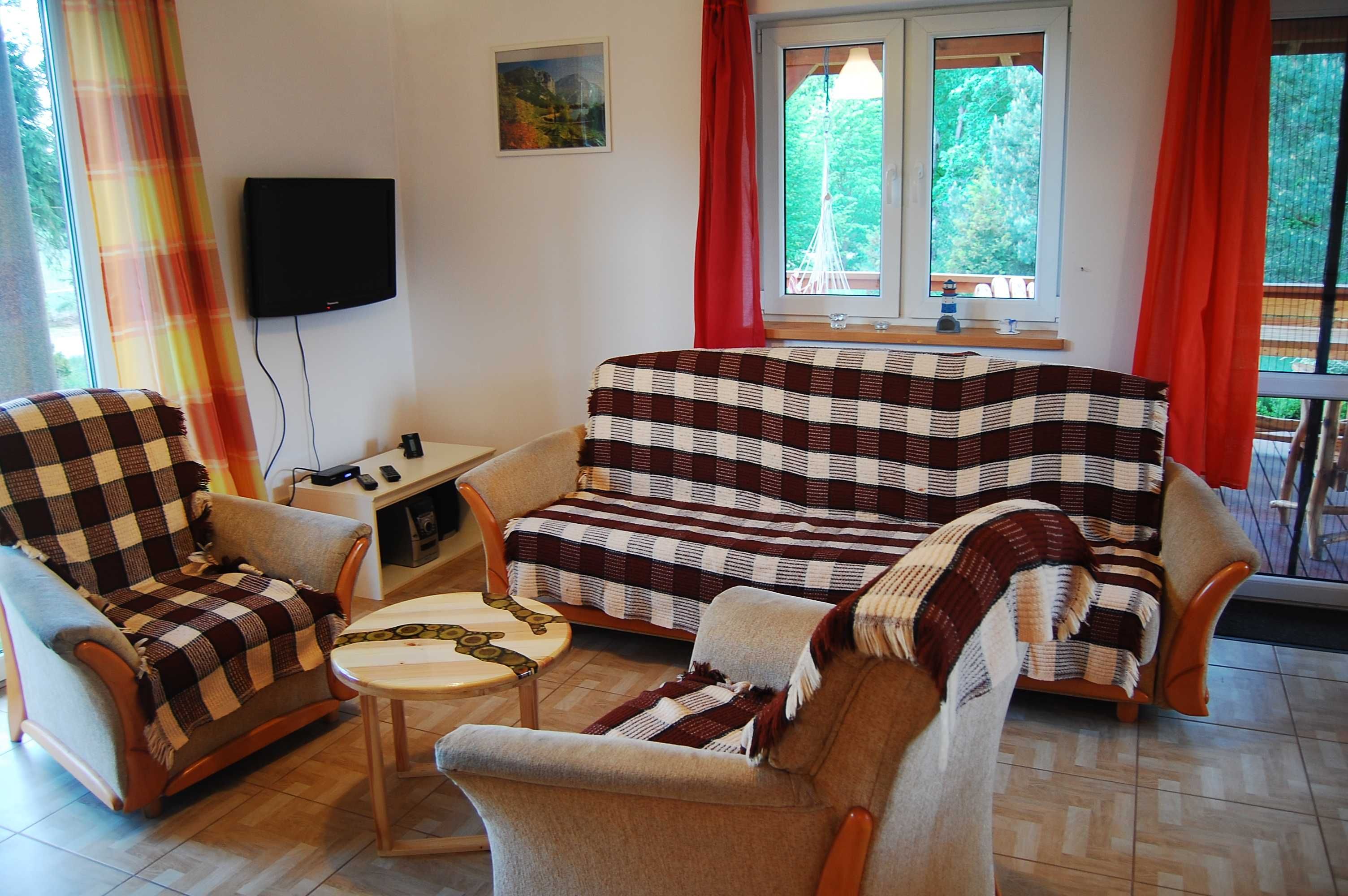 Domek pod lasem na Mazurach, wynajem.