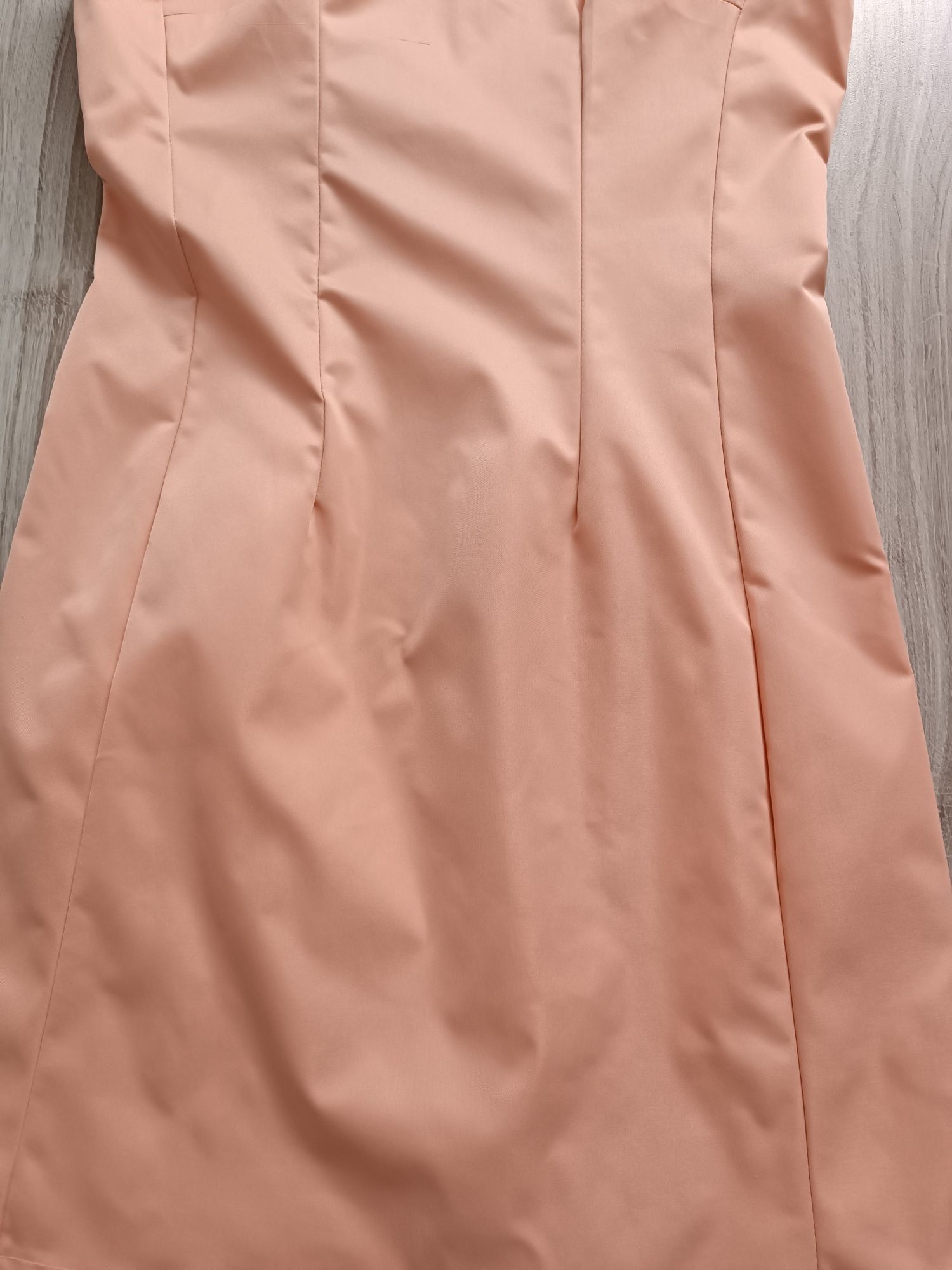 Sukienka koktajlowa brzoskwiniowa mini S 36