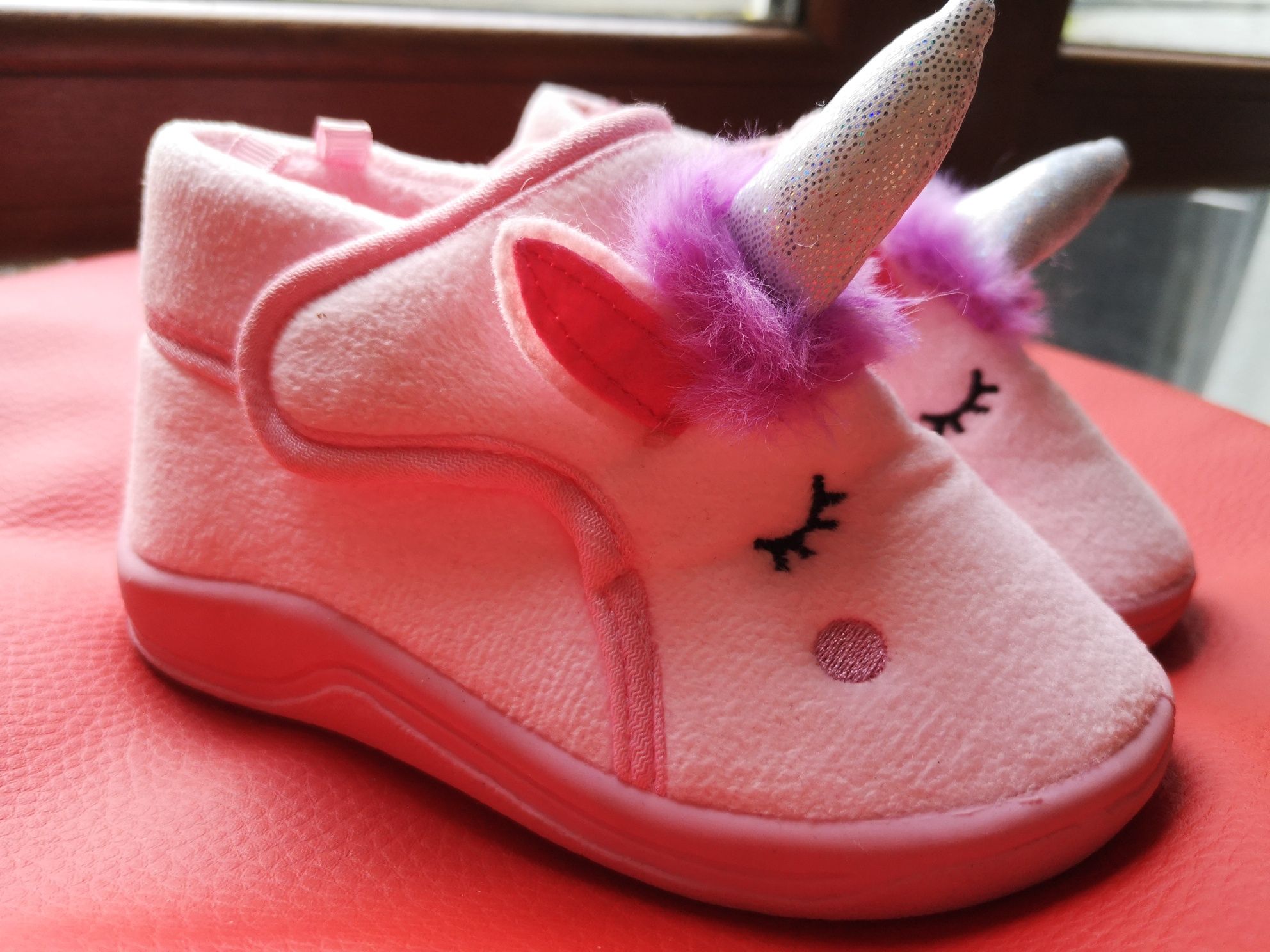 Dziewczęce - różowe - śliczne buciki jednorozce 24 buty kapcie