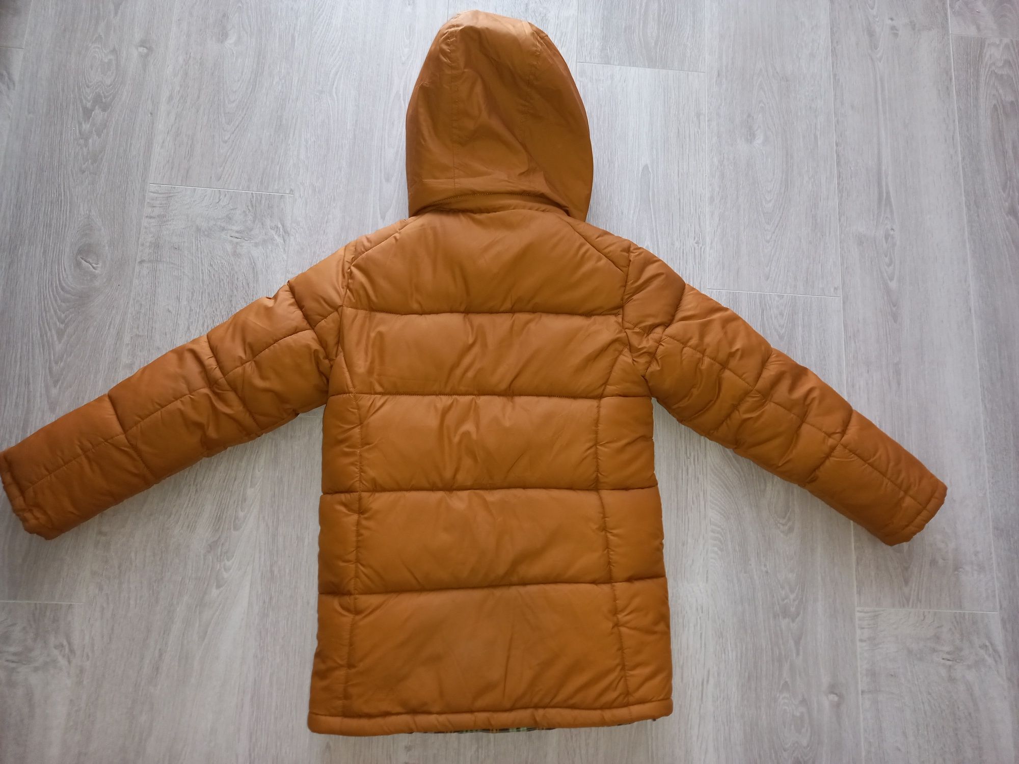 Зимова тепла куртка 40 розмір